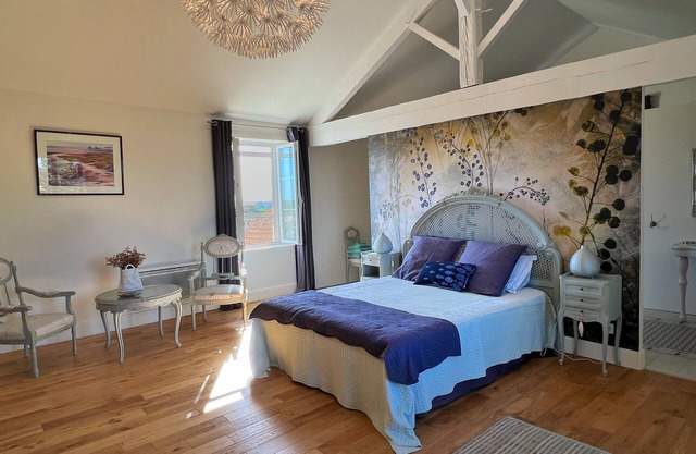 IR, apartamento de invitados 2 personas en un molino antiguo, piscina, cerca de Royan