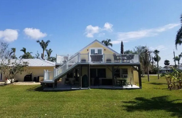 Island Carriage House