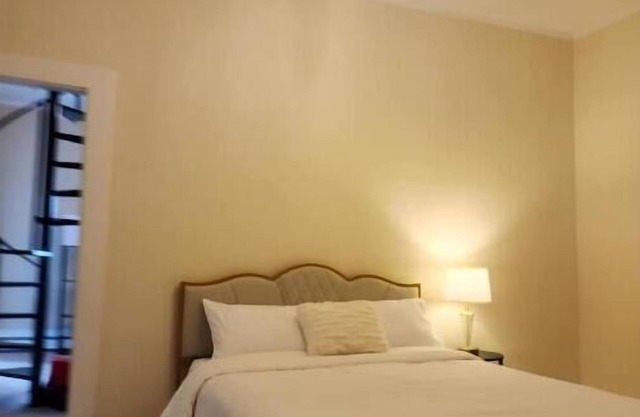 Island View House BnB Self Check-In # 4 / Free Off-Street Parking