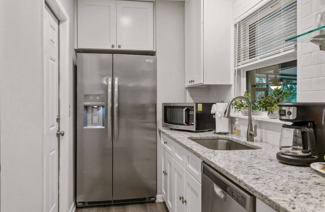 Isle of Palms Home-close to Mayo and beach