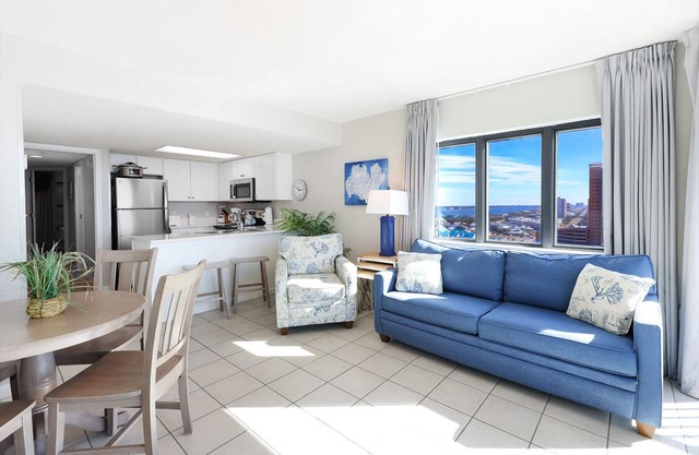 Es como un CONDOMINIO ... ¡son los hoteles Phoenix! Wifi GRATIS - Cocina completa