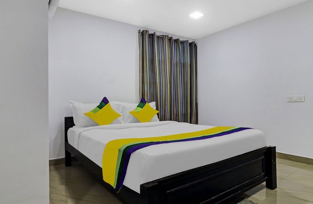 Itsy By Treebo - Lg Grand Inn