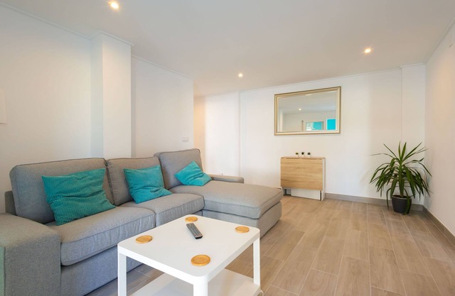 Javea Apartment 300 metres from sandy beach and many bars/restaurants