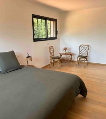 Jolie Villa en bois au calme