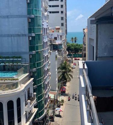 Jolilian Kiều Phượng Bãi Sau