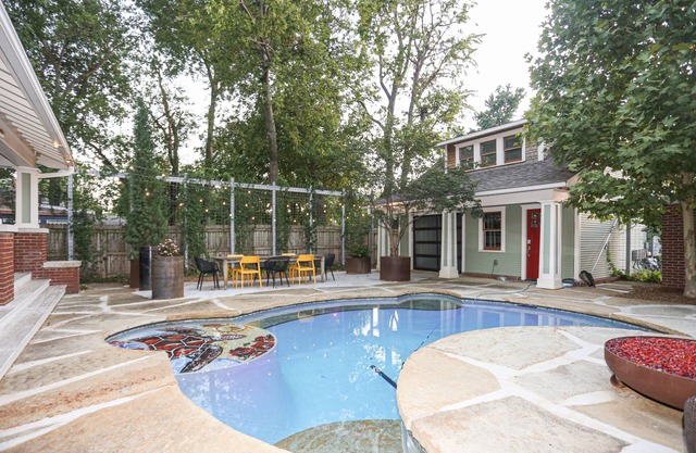 Joyous Cove with pool