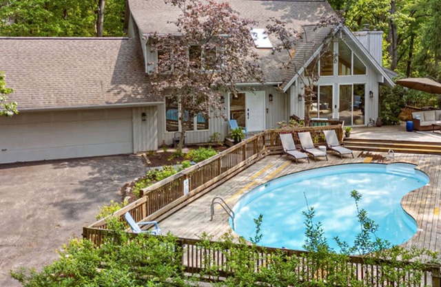 Juniper Presents: It's My Best Life- Pool, Hot Tub, Fire Pit + Walk to Beach