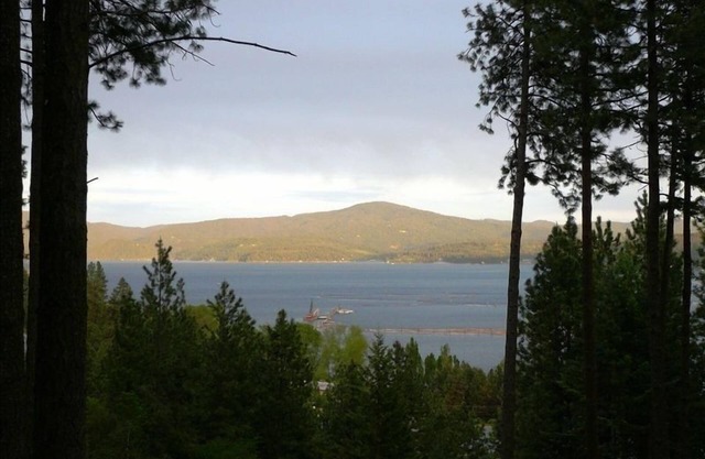 ¡A solo 2 millas de la ciudad! Especial de primavera limitada! Tan bajo como $ 999 / Wk, y $ 650/3 días sta