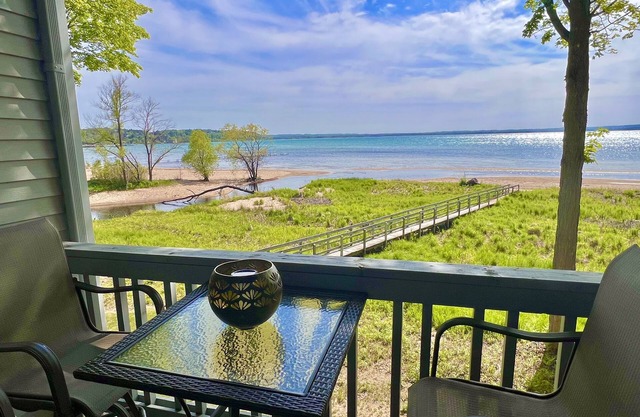 ¡Imagina tu café de la mañana aquí! Impresionante vista GT Resort Studio Condo