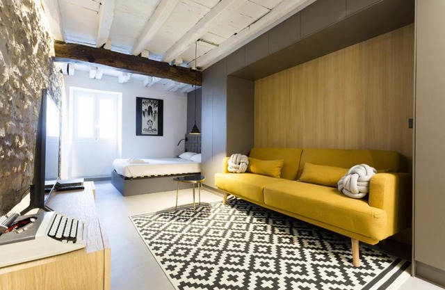 Kabia by Smiling Rentals