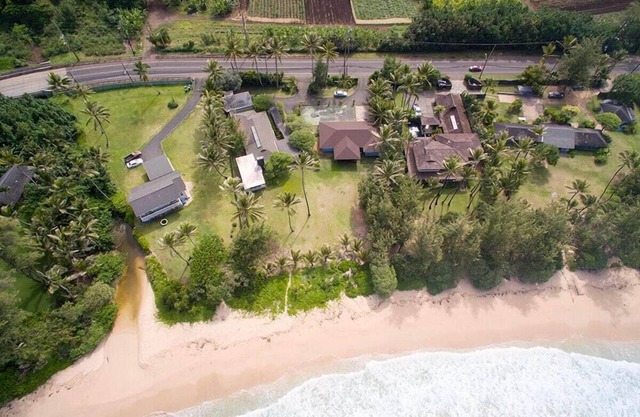 Kekela Iki Beachfront- Semi-Private Beach, Jacuzzi