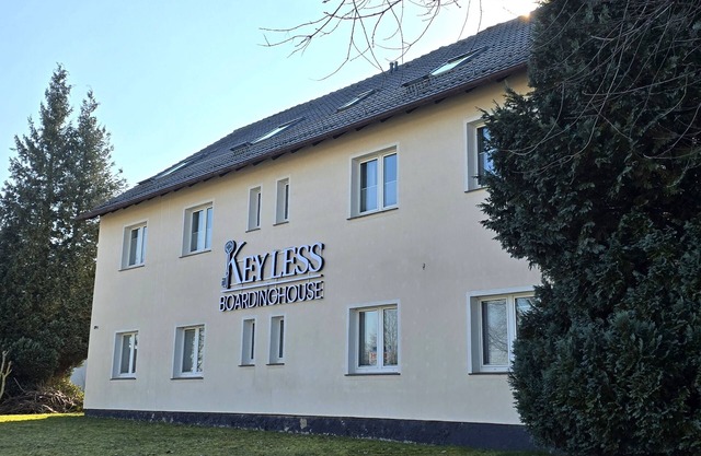 KEYLESS Boardinghouse