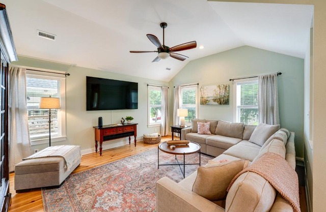 Kill Devil Hills Retreat with Gas Grill and Deck!