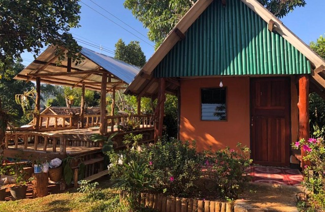 Kola Homestay, Pang Ung, Mae Hong Son ลุงกอละ โฮมสเตย์ ปางอุ๋ง