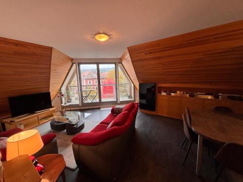 L'ALTÉA - top floor - bright - city center