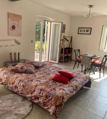 L'appart Thé - Charme apaisant au coeur des Alpilles