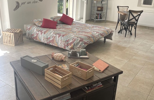 L'Appart-Thé - Discreet charm in the heart of Alpilles