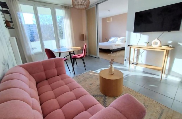 L'Authentique ~ Lac 1 km ~ Parking gratuit