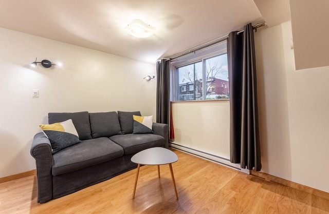 L'Éco-logis | Downtown | Workspace