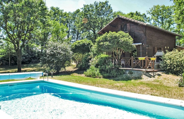 L'Eglantier by Interhome