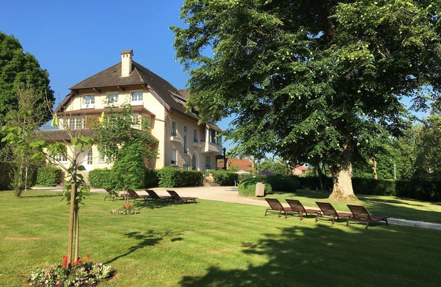 L'ESCALE - AVOINE - Guest House l'Escale - THERMES DE BAINS LES BAINS