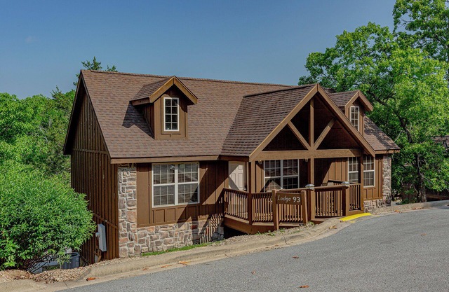 2Br, Mascotas, Piscina cubierta, Pesca, Juego, Golf, Vball, Fitness, Nr Silver Dollar