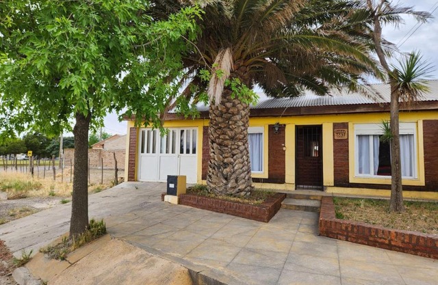 La comarca Alquiler x día casa amplia con garagge