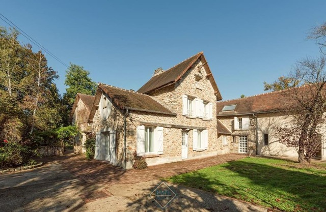 La Creste Disneyland Bmyguest