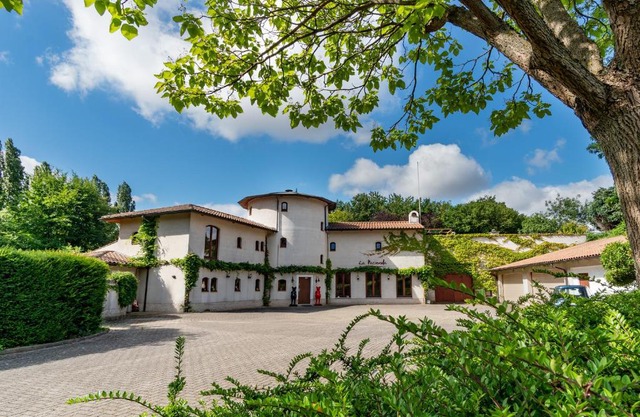 La Hacienda