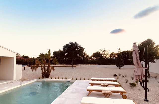 La Maison d'Aton Modern villa overlooking the Garrigues