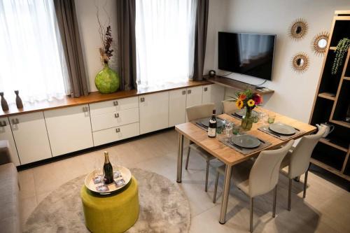 LA Poivriere in Durbuy nieuw appartement met gemeenschappelijke jacuzzi en sauna