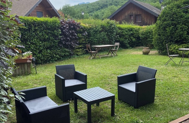 Lago ANNECY T3 clasificado 4 estrellas en jardín privado de 300 m2 a 1600 m del lago