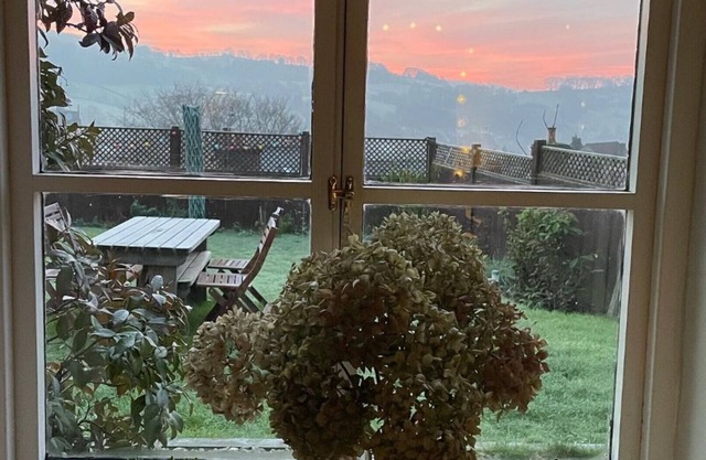 Lacemaker Cottage - Dos Habitaciones Casa, Capacidad 4