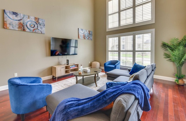 Lake Charles Vacation Rental w/ Private Patio!