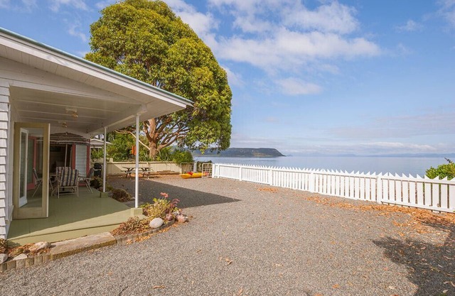 Lake Edge Cottage - Waitahanui Casa de vacaciones