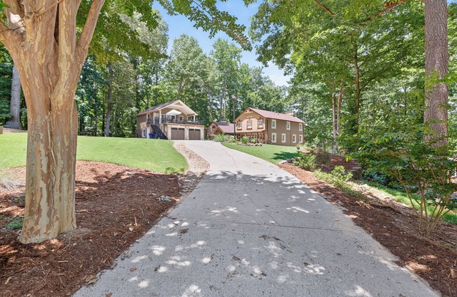 Lake Escape with Largest 2-Story Dock on Lanier
