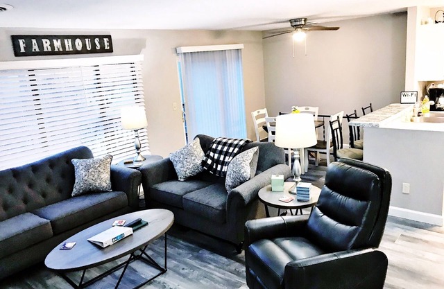 🌟Lake Front unit ready 4 you! 🌟- duerme 12 en camas, w / cama king, WiFi, mascotas