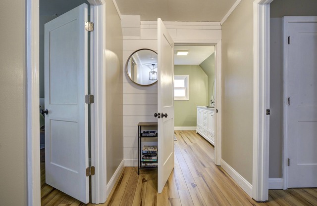 Lake House Living. Relax with the whole family at this peaceful place to stay.