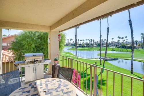 Lake, Mountain and Golf Views Palm Valley Retreat