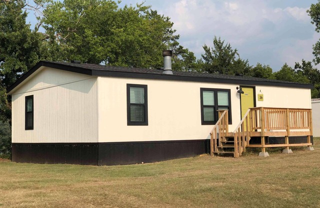 Lake Texoma Vacation HomeThe White House