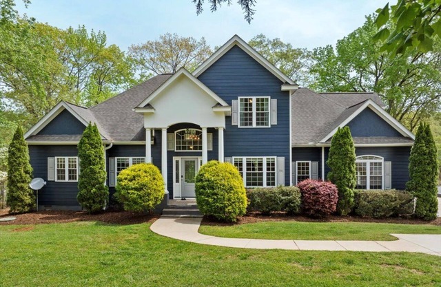 Lake Therapy | Waterfront | Pet-friendly