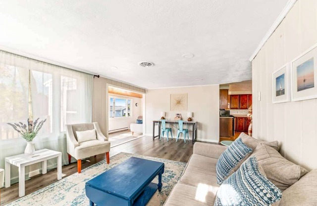 Lake Trout Cove Summa