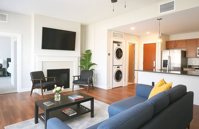 Lake View DT: Stadium, Casino, Rock Hall, Clinic