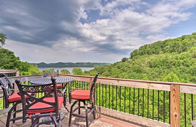 Condominio Silver Point con vista al lago por Hurricane Marina