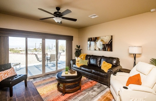 Lake Views! Upscale Private Villa