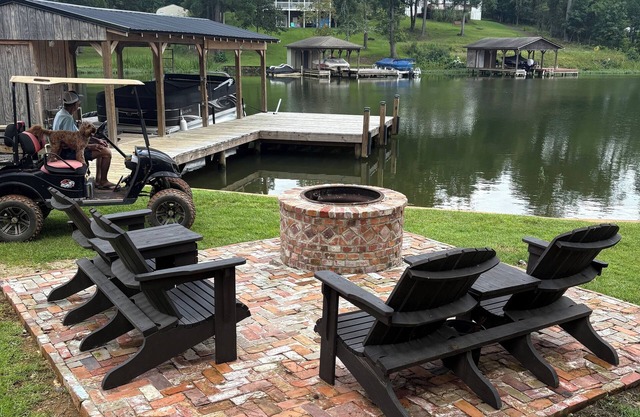 Lakefront Property Fish, Cook and EAT! Swim, Float, Relax