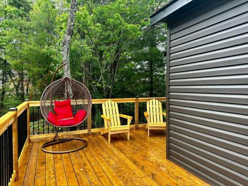 Lakefront Studio Cottage #7