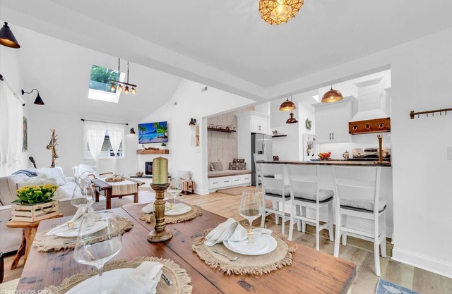 Lakeside Gem - Luxe 3BR Geneva Retreat w/partial Lake Views