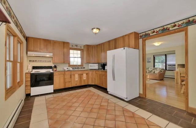 Lakeview Hideaway! With Lakefront!