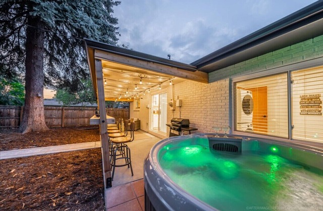 Lakeview Hideaway w/ Hot Tub and Fire Pit